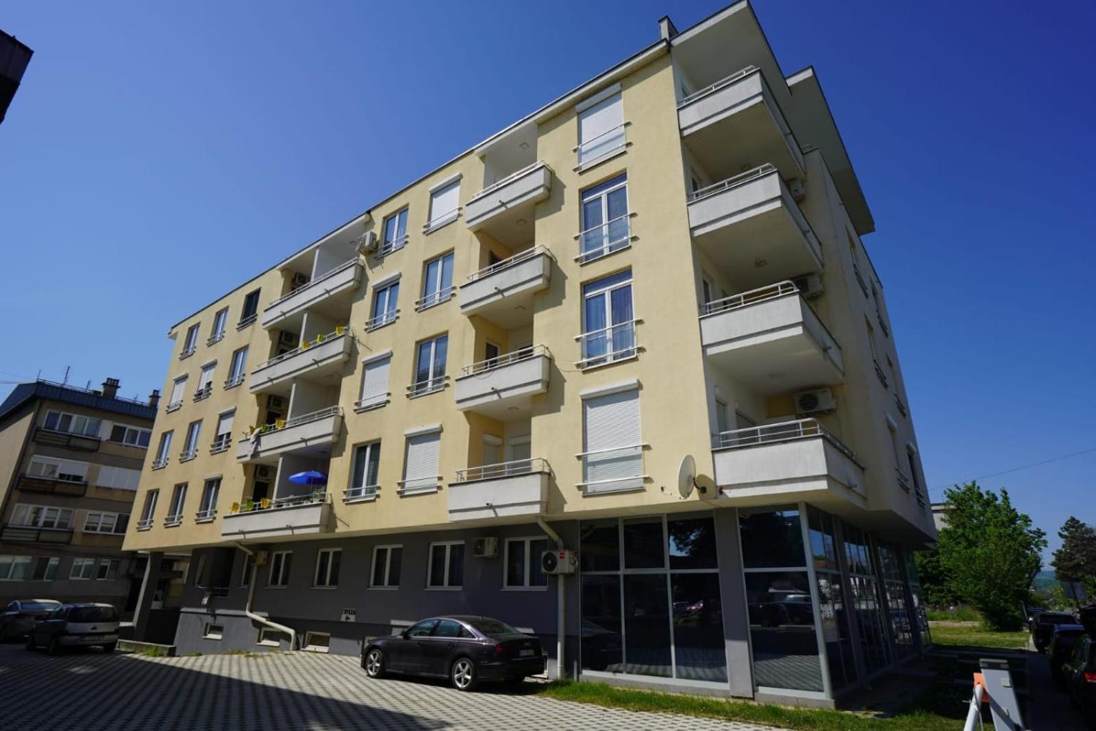 Todor Apartmani Kladovo Exterior photo